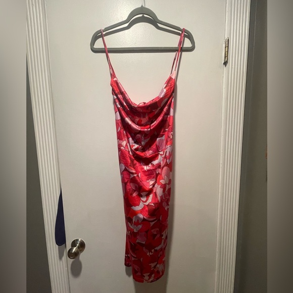 Shein Plus Abstract Floral Print Crisscross Back Draped Cami Bodycon Dress - Picture 3 of 3